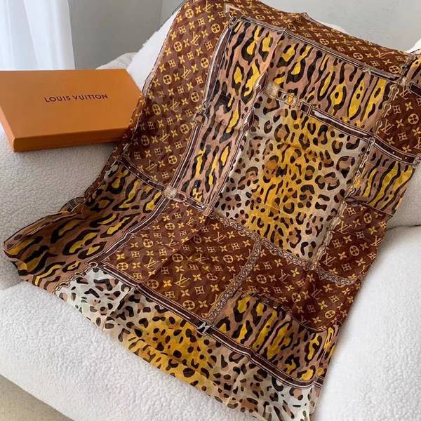 Louis Vuitton Scarf LVC00544